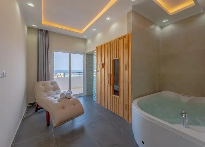 Unique With Heated Pool And Villa